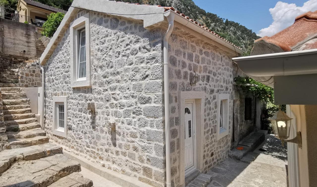 Casa Vecchia Villa Kotor Bagian luar foto