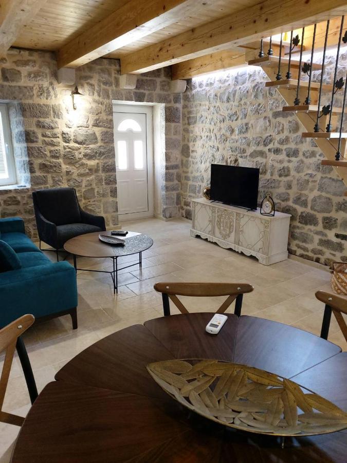 Casa Vecchia Villa Kotor Bagian luar foto