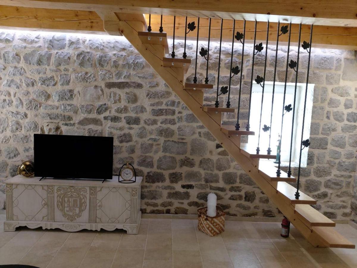 Casa Vecchia Villa Kotor Bagian luar foto